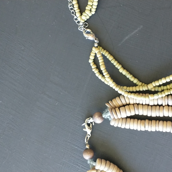 Pair of beaded necklaces - Picture 2 of 5